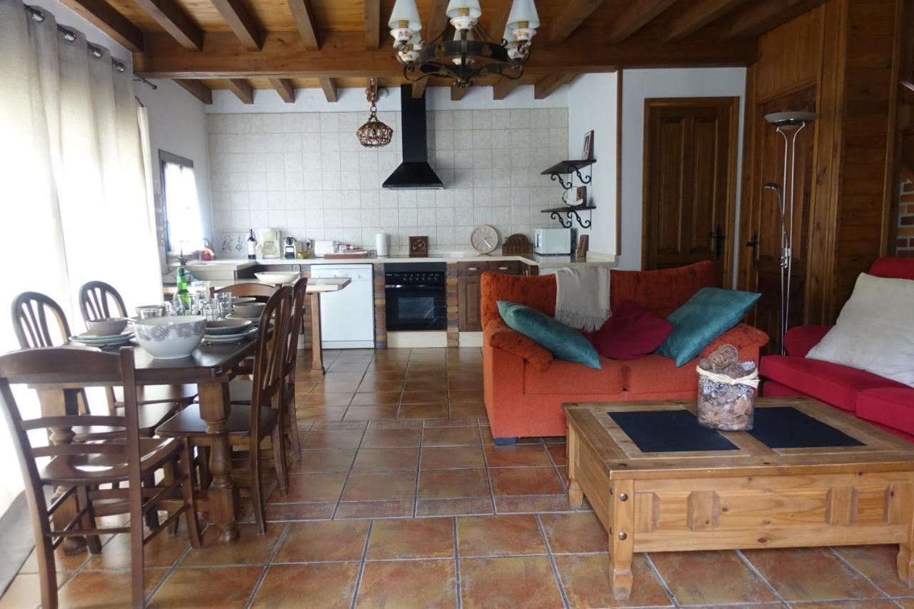 Llar De Cosme Guest House Caso Exterior photo