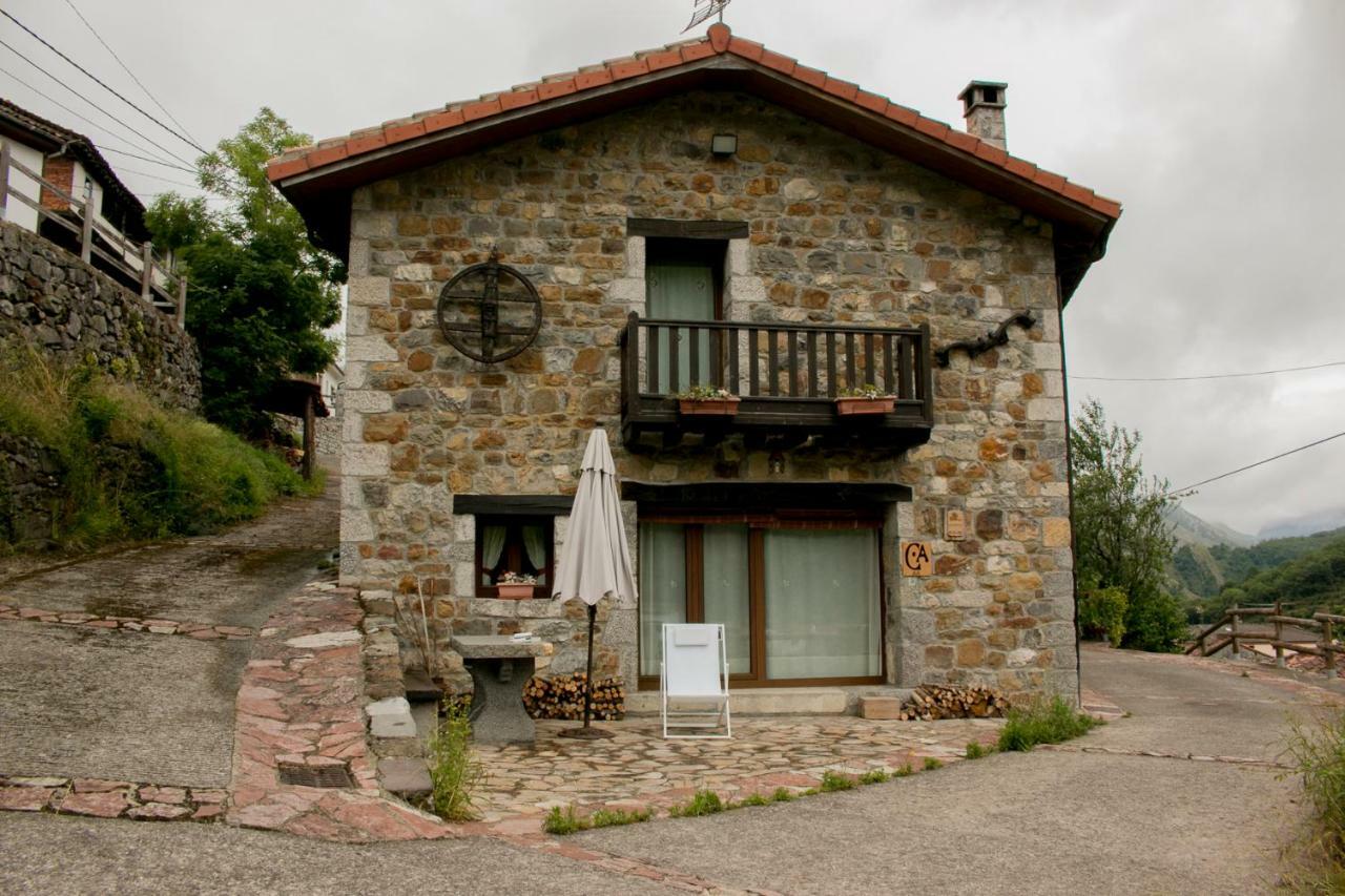 Llar De Cosme Guest House Caso Exterior photo